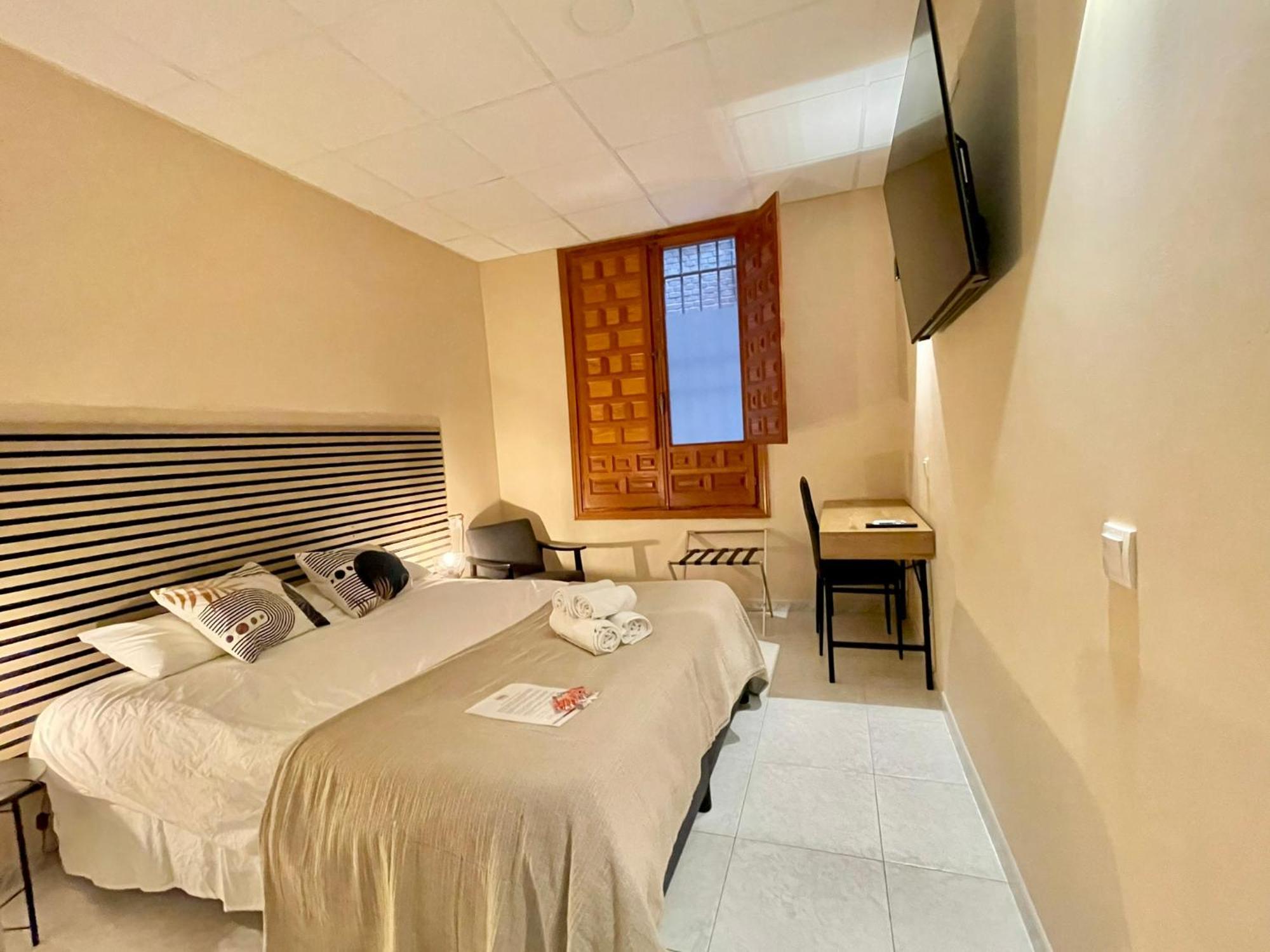 Jubilus Rooms Toledo Exterior foto