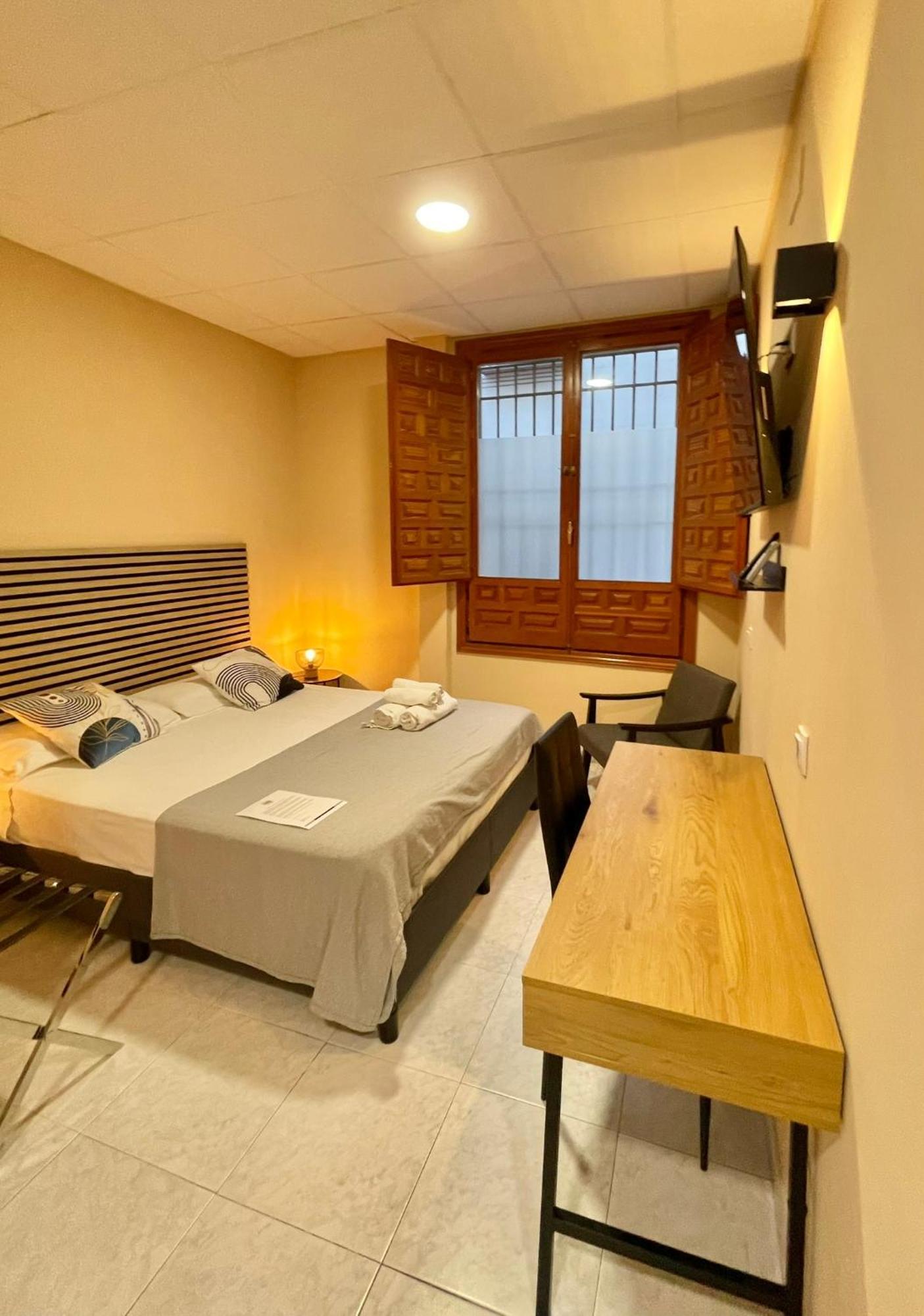 Jubilus Rooms Toledo Exterior foto